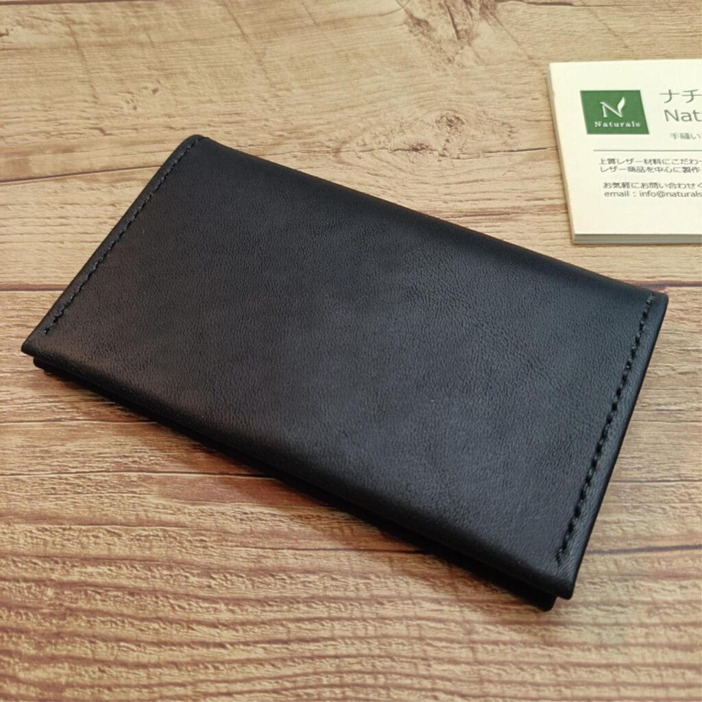 スリムなシンプル名刺入れ 黒